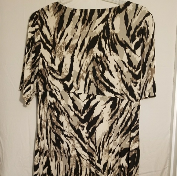 {DRESS BARN} Women's Dress - Picture 4 of 5